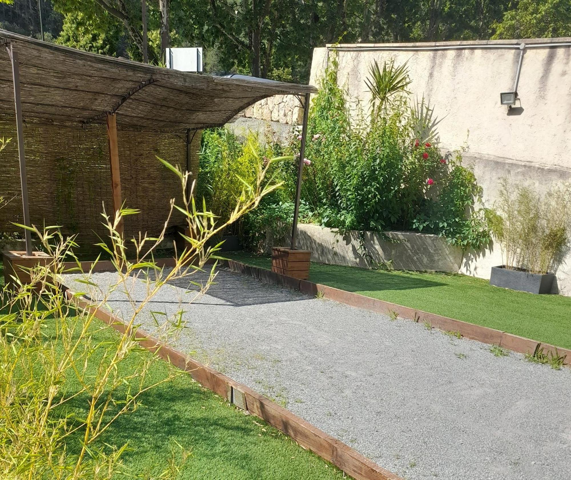 Hotel Les Alizes Puget-Théniers Exterior foto