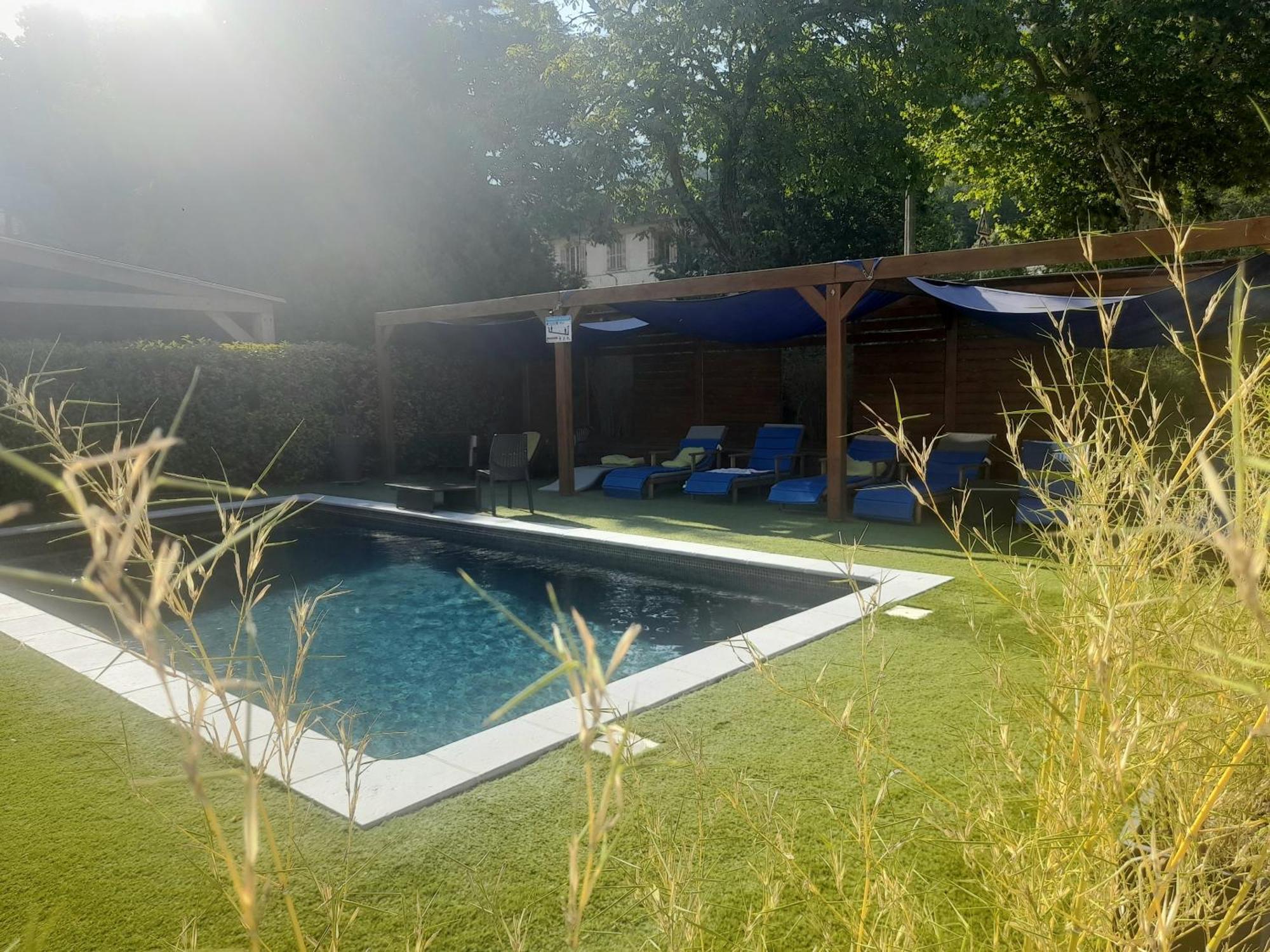 Hotel Les Alizes Puget-Théniers Exterior foto