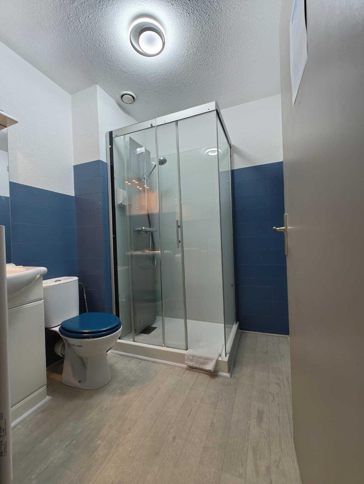 Hotel Les Alizes Puget-Théniers Zimmer foto